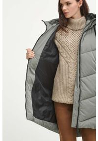 medicine - Medicine płaszcz damski kolor zielony zimowy. Kolor: zielony. Sezon: zima #5