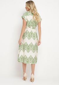 Born2be - Zielono-Beżowa Taliowana Sukienka Boho z Wiskozą Wiązana w Talii Paskiem Losofia. Okazja: na co dzień. Typ kołnierza: dekolt w kształcie V. Kolor: zielony. Materiał: wiskoza. Długość rękawa: krótki rękaw. Wzór: aplikacja. Sezon: lato. Styl: boho #4