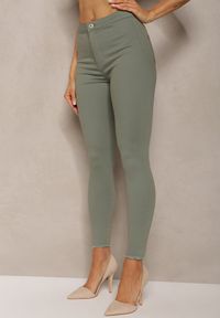 Renee - Zielone Bawełniane Spodnie Skinny Capria. Kolor: zielony. Materiał: bawełna #3