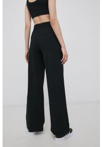only - Only Spodnie damskie kolor czarny szerokie high waist. Stan: podwyższony. Kolor: czarny. Materiał: materiał, włókno, dzianina, wiskoza