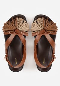 Born2be - Jasnobrązowe Sandały VICES Ozdobione Frędzlami Lironis. Okazja: na co dzień. Zapięcie: sprzączka. Kolor: brązowy. Wzór: aplikacja. Sezon: lato. Styl: casual, elegancki #2