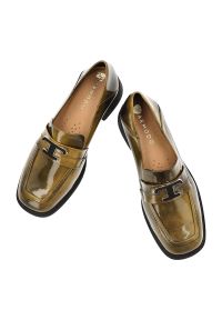 Zielone Półbuty Armodo Eleganckie Obuwie Damskie. Okazja: na co dzień, na spotkanie biznesowe. Zapięcie: klamry. Kolor: zielony. Materiał: skóra. Obcas: na obcasie. Styl: elegancki. Wysokość obcasa: średni #7