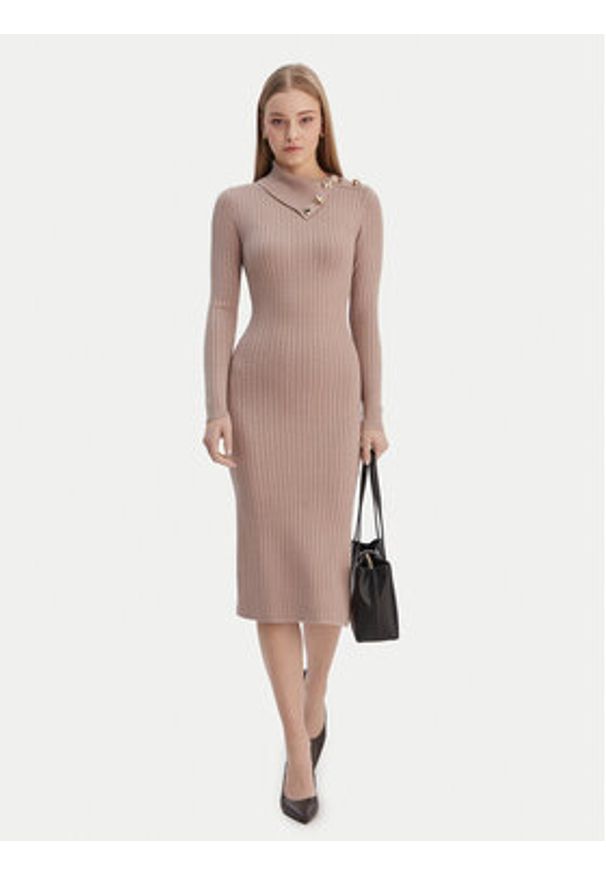 Guess Sukienka dzianinowa W6RK01 Z2YJ2 Beżowy Regular Fit. Kolor: beżowy. Materiał: wiskoza