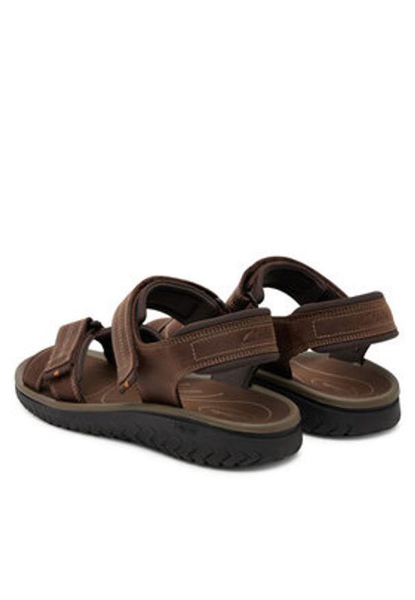 Clarks Sandały Wesley Shore 26182009 Brązowy. Kolor: brązowy. Materiał: skóra