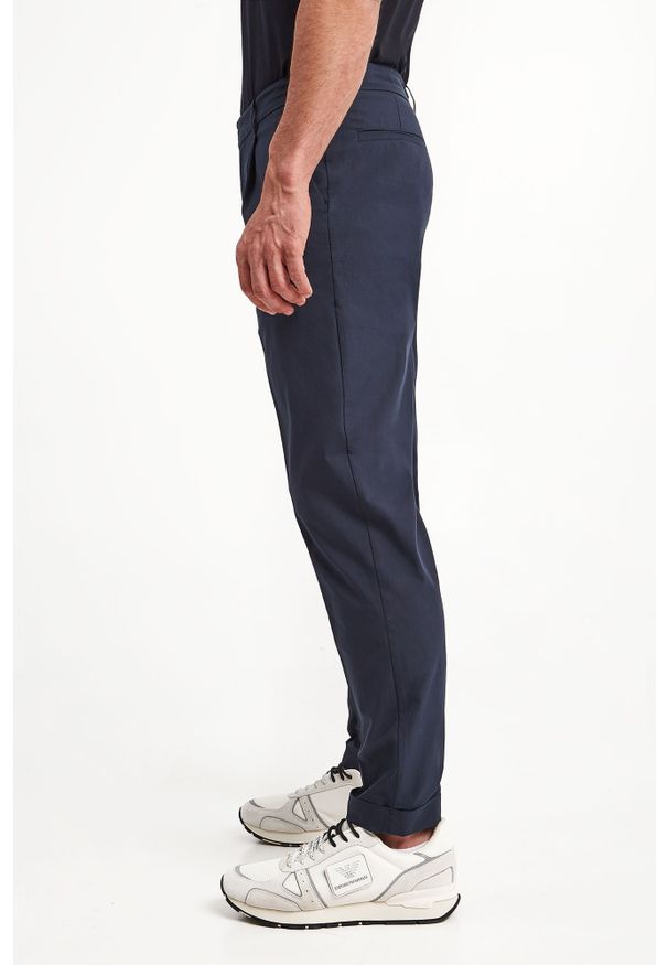 Armani Exchange - Spodnie ARMANI EXCHANGE. Wzór: aplikacja