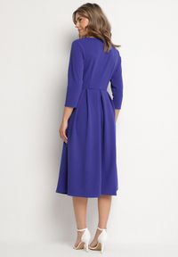 Born2be - Fioletowa Rozkloszowana Sukienka z Rękawem 3/4 Nomiel. Okazja: na spotkanie biznesowe. Typ kołnierza: dekolt w kształcie V. Kolor: fioletowy. Typ sukienki: rozkloszowane. Styl: biznesowy, klasyczny, elegancki #6