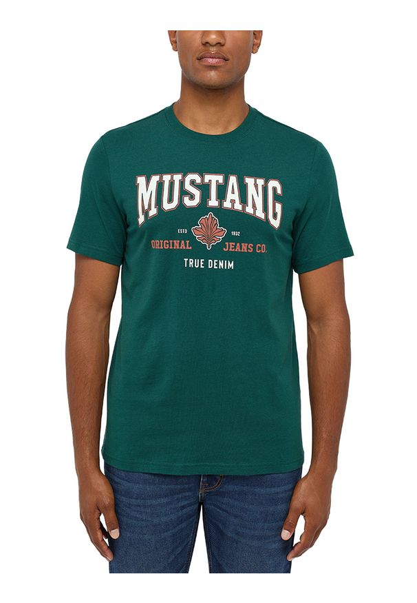 Męski T-Shirt Mustang Style Alex C Print June Bug 1014462 6485. Wzór: nadruk