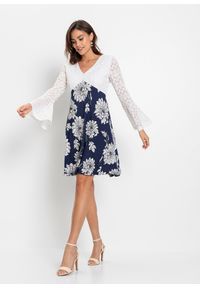 bonprix - Rozkloszowana sukienka z dżerseju. Kolor: beżowy. Materiał: jersey. Wzór: aplikacja, nadruk. Styl: boho
