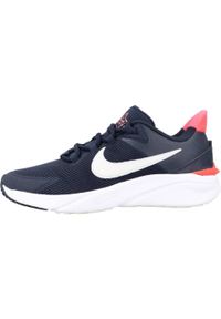 Buty do biegania dla dzieci Nike Star Runner 4. Zapięcie: sznurówki. Kolor: biały, różowy, niebieski, wielokolorowy. Materiał: syntetyk, tkanina, materiał. Szerokość cholewki: normalna