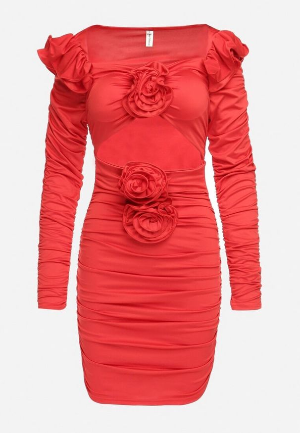 Born2be - Czerwona Drapowana Sukienka Mini z Rozcięciami i Kwiatami Jadinia. Kolor: czerwony. Wzór: kwiaty. Styl: elegancki. Długość: mini