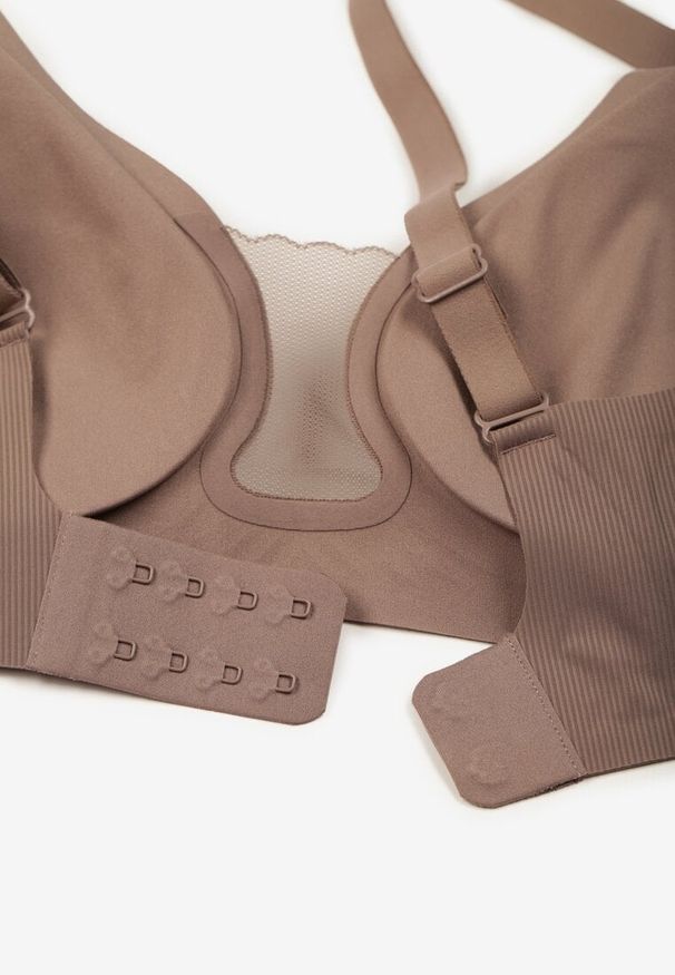Born2be - Ciemnobeżowy Biustonosz z Ozdobnym Wycięciem Ezirelle. Kolor: beżowy. Materiał: jeans. Rodzaj stanika: wyciągane miseczki. Wzór: gładki