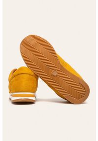 Answear Lab - Buty. Nosek buta: okrągły. Zapięcie: sznurówki. Kolor: żółty. Materiał: syntetyk, skóra, zamsz, materiał. Szerokość cholewki: normalna. Obcas: na obcasie. Wysokość obcasa: średni #3