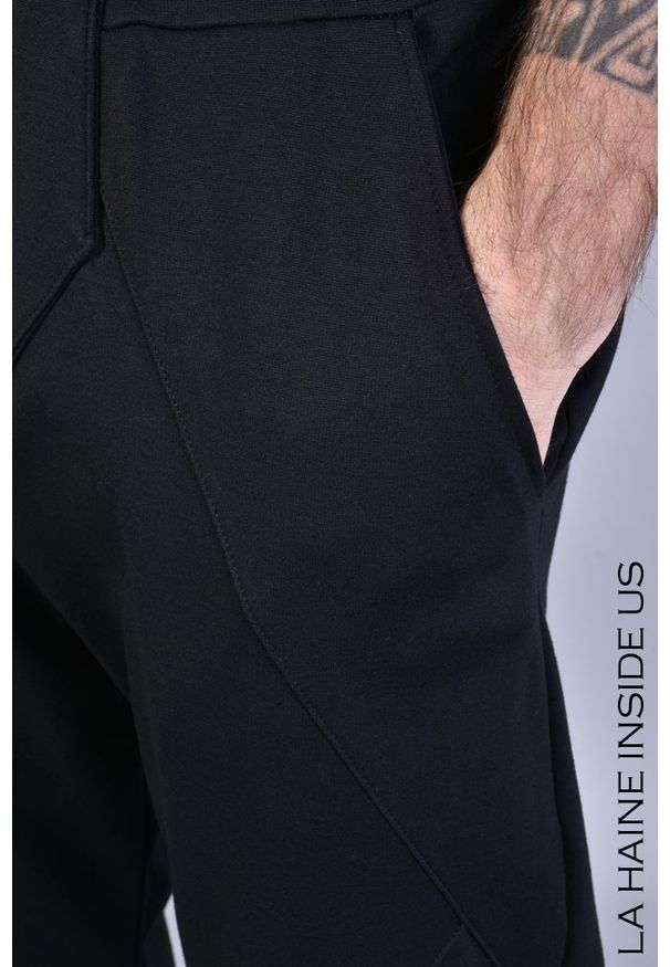 La Haine Inside Us Spodnie "LM009" | A2303 3M LM009 | Mężczyzna | Czarny. Kolor: czarny. Materiał: elastan, wiskoza, nylon