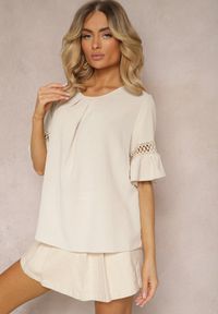 Renee - Beżowa Luźna Bluzka z Ażurową Wstawką na Rękawach Birian. Kolor: beżowy. Materiał: koronka, jeans. Wzór: ażurowy. Sezon: lato. Styl: elegancki #5