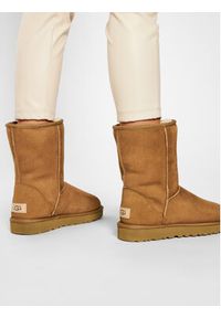 Ugg Śniegowce W Classic Short II 1016223 Brązowy. Kolor: brązowy. Materiał: skóra #10