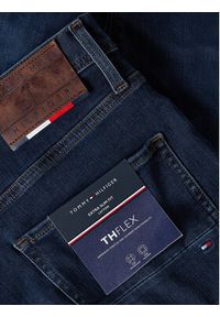 TOMMY HILFIGER - Tommy Hilfiger Jeansy Layton MW0MW33357 Granatowy Slim Fit. Kolor: niebieski