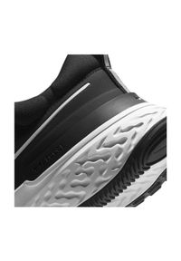 Buty do biegania Nike React Miler 2 M CW7121-001 czarne. Okazja: na co dzień. Kolor: czarny. Materiał: materiał, tkanina, syntetyk. Szerokość cholewki: normalna. Sezon: wiosna. Sport: bieganie #5