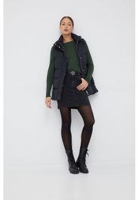 Woolrich bezrękawnik puchowy damski kolor czarny zimowy. Okazja: na co dzień. Kolor: czarny. Materiał: puch. Długość rękawa: bez rękawów. Sezon: zima. Styl: casual #5
