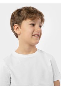 4F JUNIOR - T-shirt gładki chłopięcy. Kolor: biały. Materiał: bawełna. Wzór: gładki