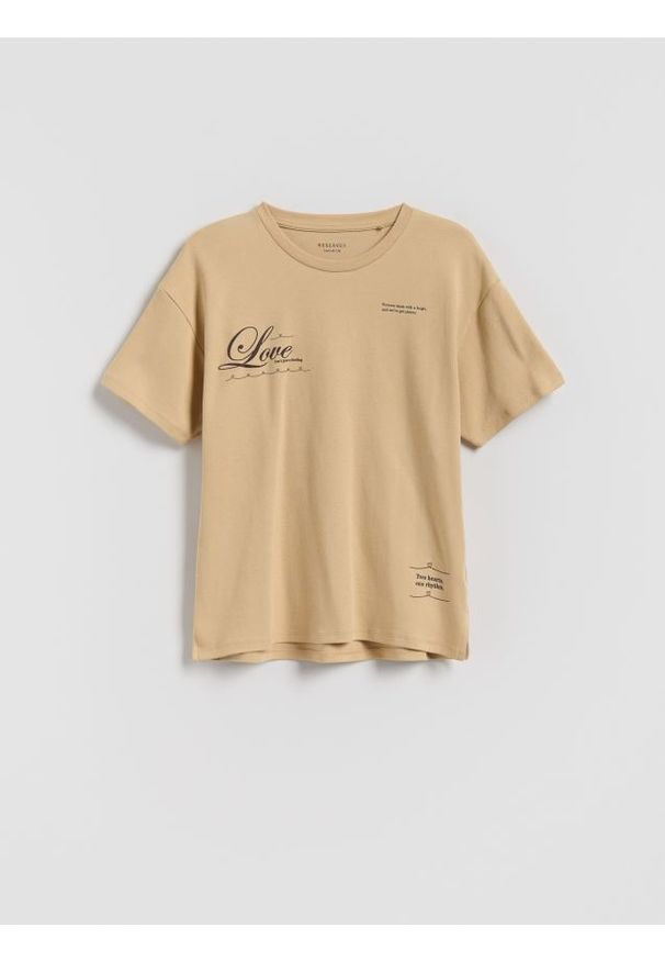 Reserved - T-shirt z nadrukiem - beżowy. Kolor: beżowy. Materiał: bawełna. Wzór: nadruk