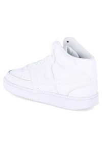 Buty do chodzenia damskie Nike Court Vision Mid. Wysokość cholewki: za kostkę. Zapięcie: sznurówki. Kolor: biały. Materiał: syntetyk, materiał. Szerokość cholewki: normalna. Model: Nike Court. Sport: turystyka piesza