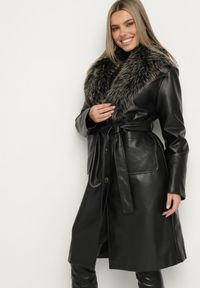 Born2be - Czarny Jednorzędowy Płaszcz z Imitacji Skóry z Wiązanym Paskiem i Odpinanym Futrem Semivora. Okazja: na co dzień. Kolor: czarny. Materiał: futro, skóra. Długość rękawa: długi rękaw. Długość: długie. Styl: elegancki, casual, rockowy #7