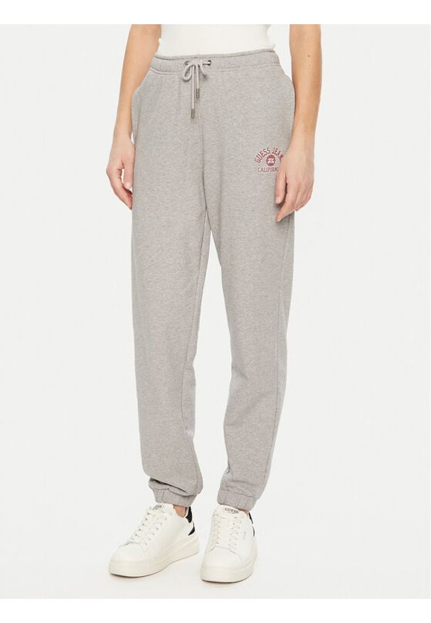 Guess Jeans Spodnie dresowe W5RB63 K68I4 Szary Regular Fit. Kolor: szary. Materiał: bawełna