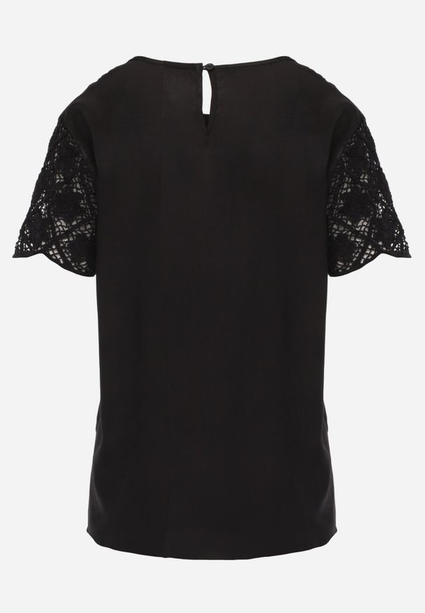 Born2be - Czarna Bluzka Ozdobiona Ażurowymi Rękawkami Kelnila. Okazja: na co dzień, do pracy. Kolor: czarny. Materiał: jeans. Długość rękawa: krótki rękaw. Długość: długie. Wzór: ażurowy, aplikacja. Styl: casual, klasyczny, elegancki