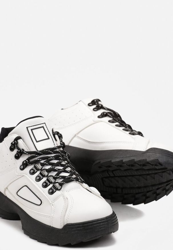 Born2be - Białe Sneakersy na Platformie Aonari. Kolor: biały. Obcas: na platformie