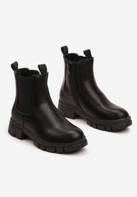 Born2be - Czarne Ocieplane Botki Sztyblety z Elastyczną Wstawką Venadira. Okazja: na co dzień. Nosek buta: okrągły. Kolor: czarny. Materiał: jeans. Sezon: zima, jesień. Styl: klasyczny, casual, elegancki