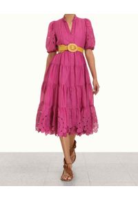 ZIMMERMANN - Różowa sukienka midi. Kolor: wielokolorowy, fioletowy, różowy. Materiał: materiał. Wzór: haft. Długość: midi