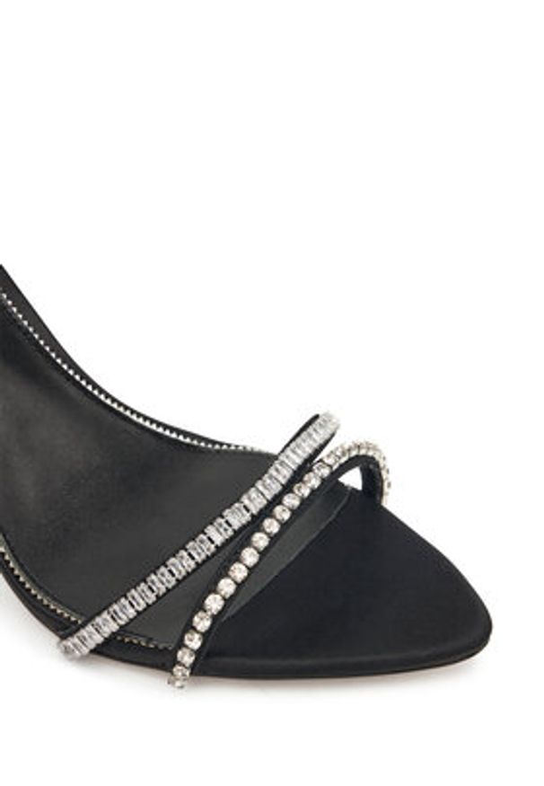 Marciano Guess Sandały 5BGZ49 7424A Czarny. Kolor: czarny. Materiał: skóra