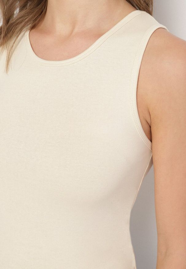Born2be - Beżowy Tank Top w Stylu Basic Liserisea. Okazja: na co dzień, na imprezę. Kolor: beżowy. Materiał: jeans. Długość rękawa: na ramiączkach. Styl: casual, elegancki