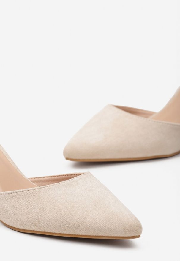 Renee - Beżowe Czółenka na Słupku z Imitacji Zamszu z Paskiem Wokół Kostki Tagita. Zapięcie: pasek. Kolor: beżowy. Materiał: zamsz. Obcas: na słupku. Wysokość obcasa: średni