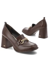 CheBello - Brązowe Półbuty Chebello Eleganckie Obuwie Damskie. Zapięcie: sprzączka. Kolor: brązowy. Materiał: skóra. Szerokość cholewki: normalna. Obcas: na obcasie. Styl: elegancki. Wysokość obcasa: średni #7
