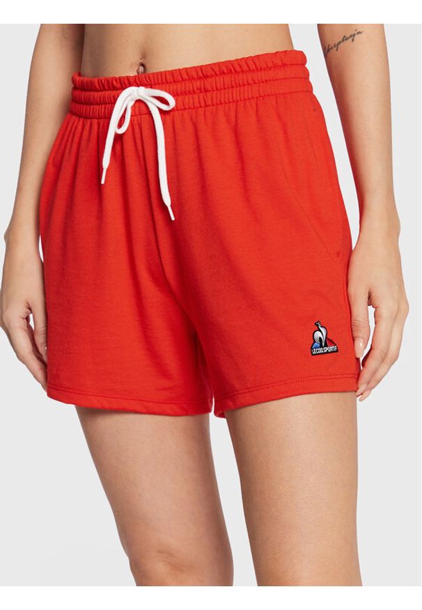 Le Coq Sportif Szorty sportowe 2220576 Czerwony Regular Fit. Kolor: czerwony. Materiał: bawełna, syntetyk