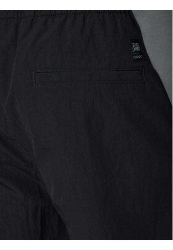 Hugo - HUGO Szorty sportowe Garat 50542807 Czarny Regular Fit. Kolor: czarny. Materiał: syntetyk. Styl: sportowy