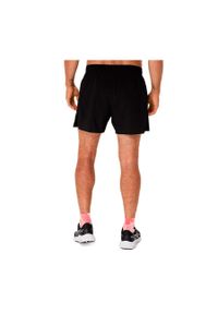 5-calowe spodenki Asics Core. Kolor: czarny. Długość: krótkie. Sezon: lato