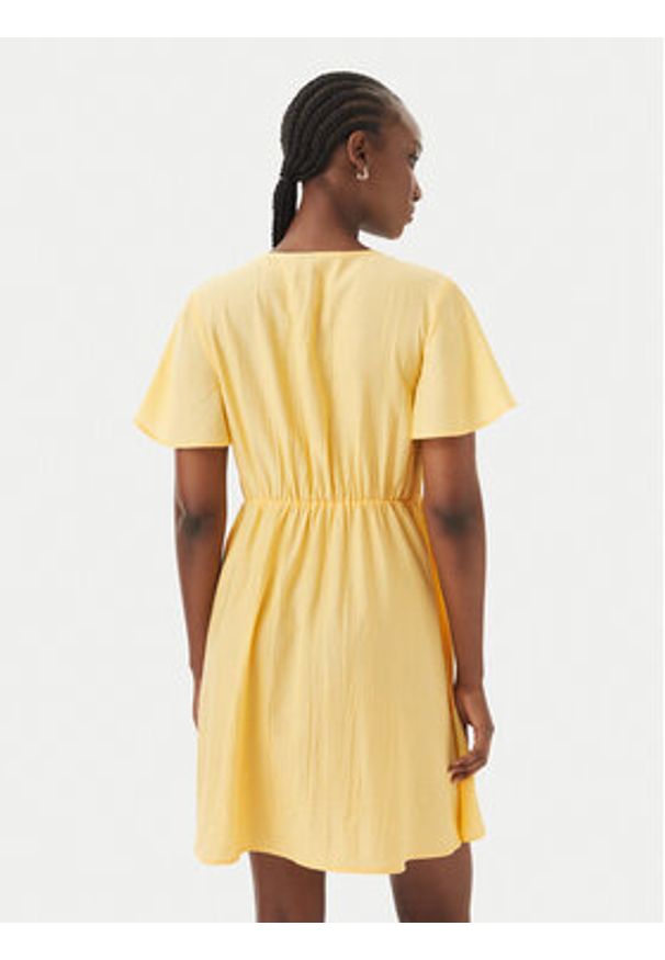Vero Moda Sukienka codzienna Vira 10340739 Żółty Regular Fit. Okazja: na co dzień. Kolor: żółty. Materiał: wiskoza. Typ sukienki: proste. Styl: casual