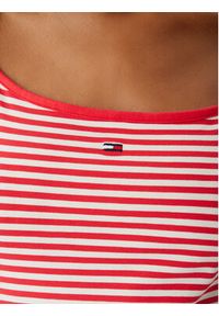 Tommy Jeans Top Essential DW0DW20675 Czerwony jasny Slim Fit. Kolor: czerwony. Materiał: bawełna #4