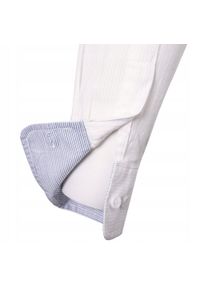 Lekka, Bawełniana Koszula Męska - Pako Jeans - Prosty Krój, Biała. Okazja: na co dzień. Typ kołnierza: button down. Kolor: biały. Materiał: bawełna. Sezon: lato. Styl: casual #6