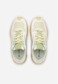 Born2be - Żółte Casualowe Sneakersy z Ozdobnymi Przeszyciami Chlylee. Okazja: na co dzień. Kolor: żółty. Materiał: jeans. Sport: fitness, turystyka piesza #9