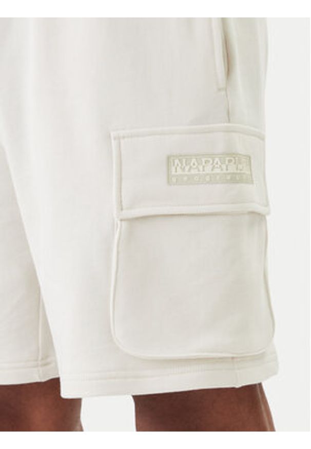 Napapijri Szorty sportowe N-Box Logo Cargo NP0A4I59 Biały Regular Fit. Kolor: biały. Materiał: bawełna. Styl: sportowy