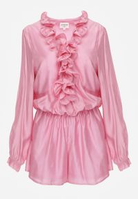 Born2be - Różowy Krótki Kombinezon Ozdobiony Żabotem Menimei. Okazja: na co dzień. Kolor: różowy. Materiał: materiał, poliester. Długość: krótkie. Wzór: aplikacja. Styl: casual, klasyczny, elegancki #6