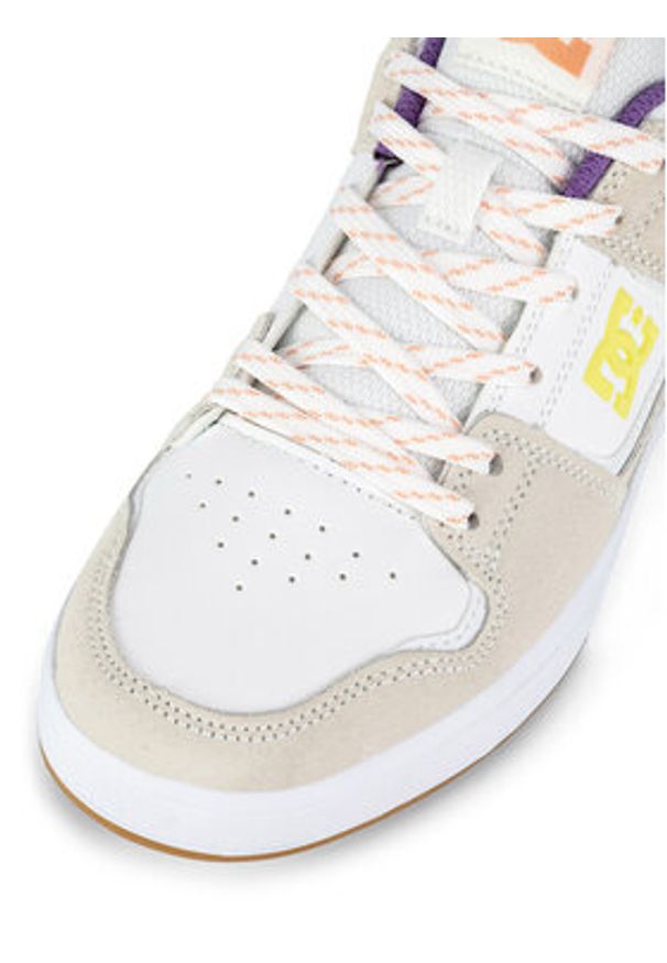 DC Sneakersy CURE ADJS100169-POW Beżowy. Kolor: beżowy. Materiał: skóra