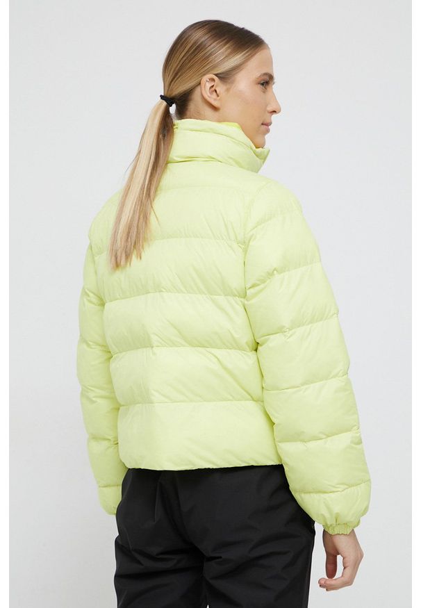 Helly Hansen Kurtka dwustronna damska kolor zielony zimowa. Okazja: na co dzień. Kolor: zielony. Materiał: materiał. Sezon: zima. Styl: casual
