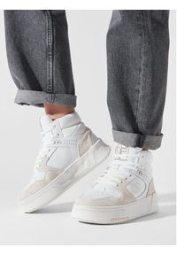 Champion Sneakersy Z80 Hi Platform Sl Mid Cut Shoe S11598-WW001 Biały. Kolor: biały. Materiał: skóra. Obcas: na platformie #5