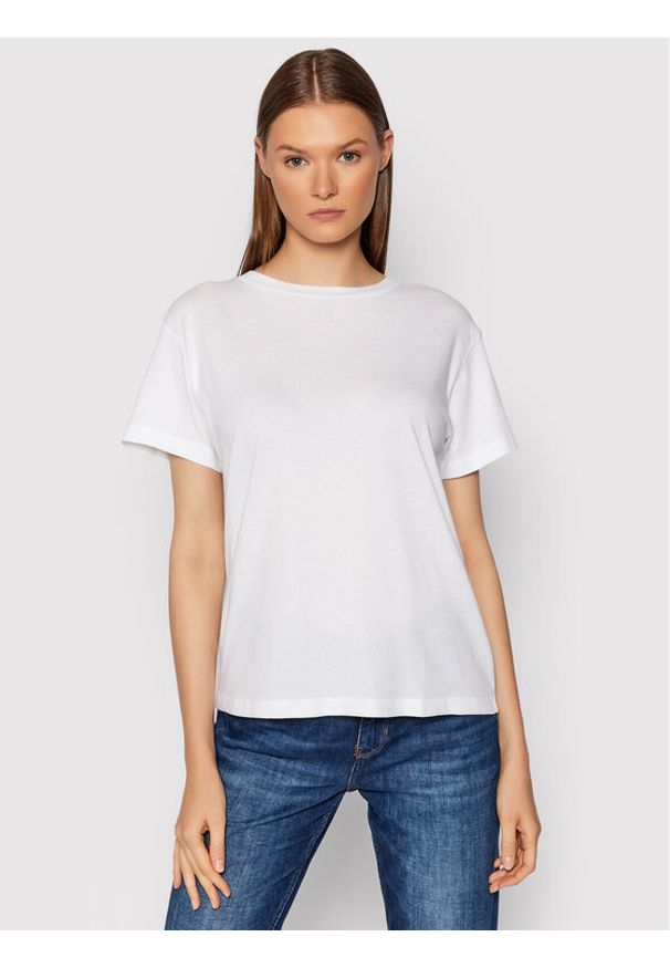 Marc O'Polo T-Shirt B01 2100 51117 Biały Regular Fit. Typ kołnierza: polo. Kolor: biały. Materiał: bawełna