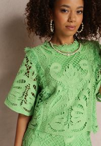 Renee - Zielony Koronkowy Komplet 2-częściowy z Bluzką i Szortami Takinn. Kolor: zielony. Materiał: koronka #5