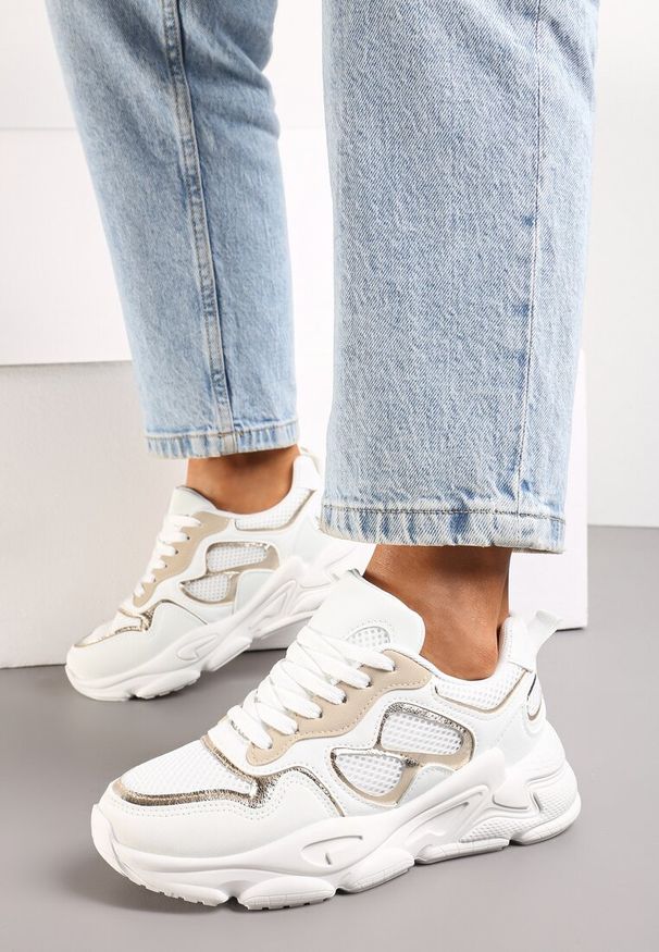 Renee - Białe Sneakersy przed Kostkę na Grubej Podeszwie Lefia. Wysokość cholewki: przed kostkę. Kolor: biały